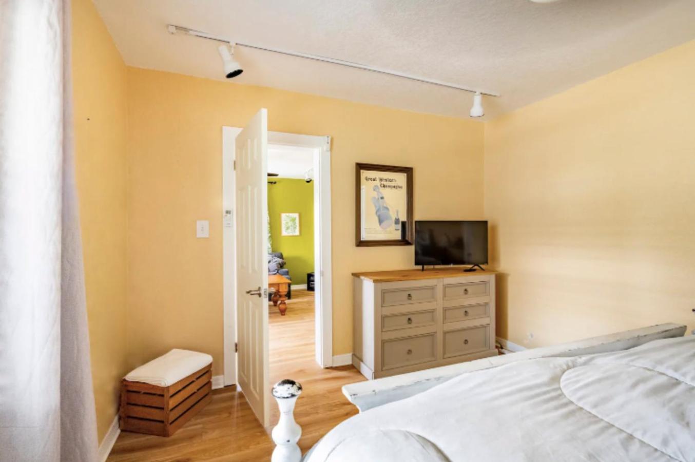 3-Bed Bungalow Walk To Historic Downtown Σάνφορντ Εξωτερικό φωτογραφία
