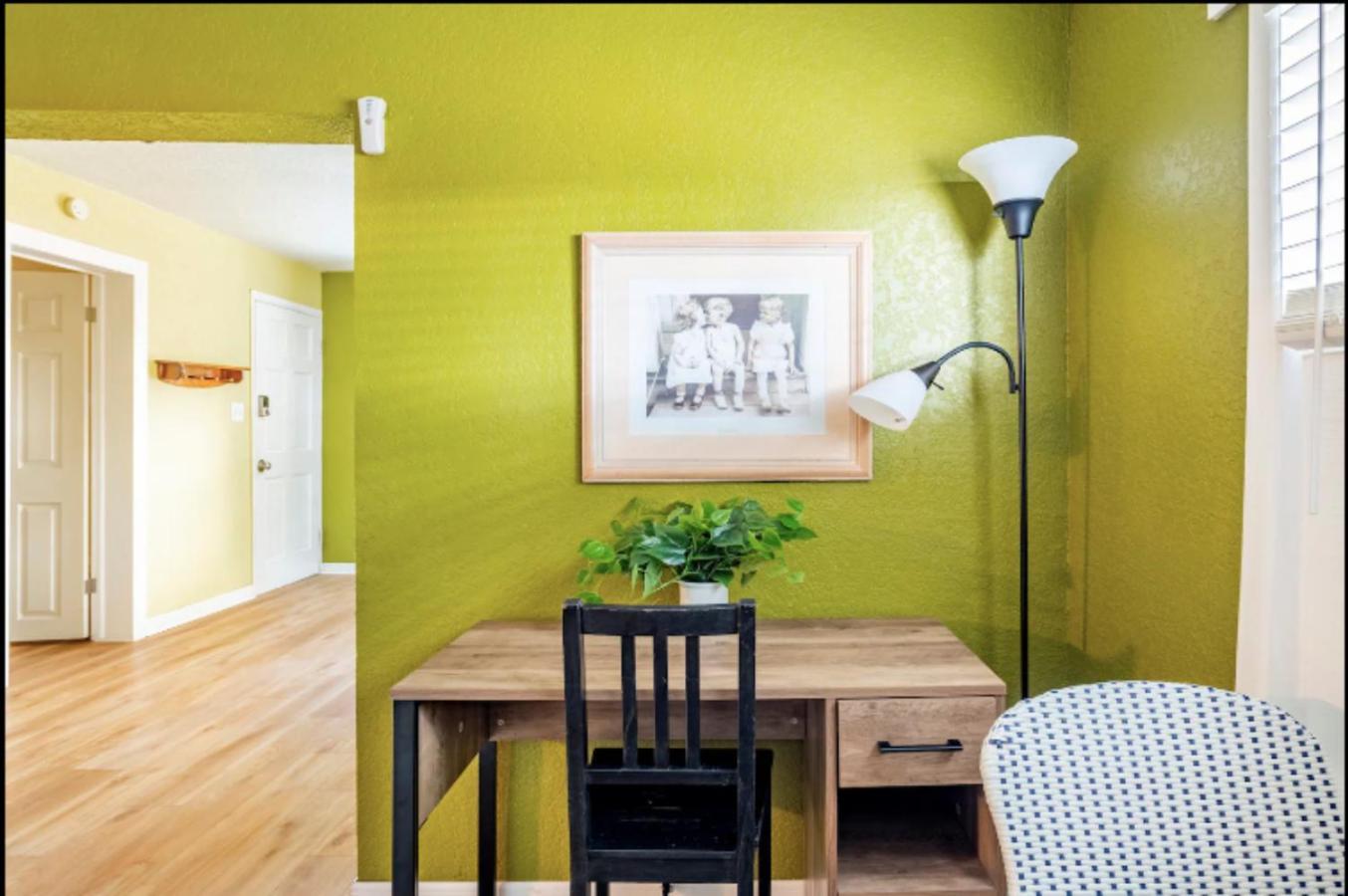 3-Bed Bungalow Walk To Historic Downtown Σάνφορντ Εξωτερικό φωτογραφία