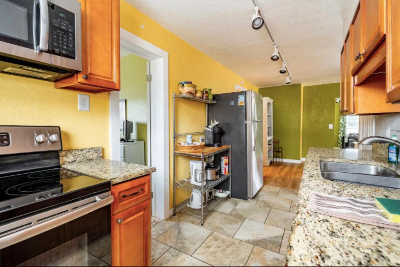 3-Bed Bungalow Walk To Historic Downtown Σάνφορντ Εξωτερικό φωτογραφία