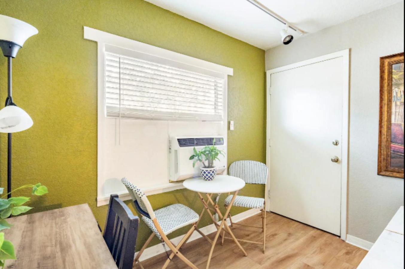 3-Bed Bungalow Walk To Historic Downtown Σάνφορντ Εξωτερικό φωτογραφία